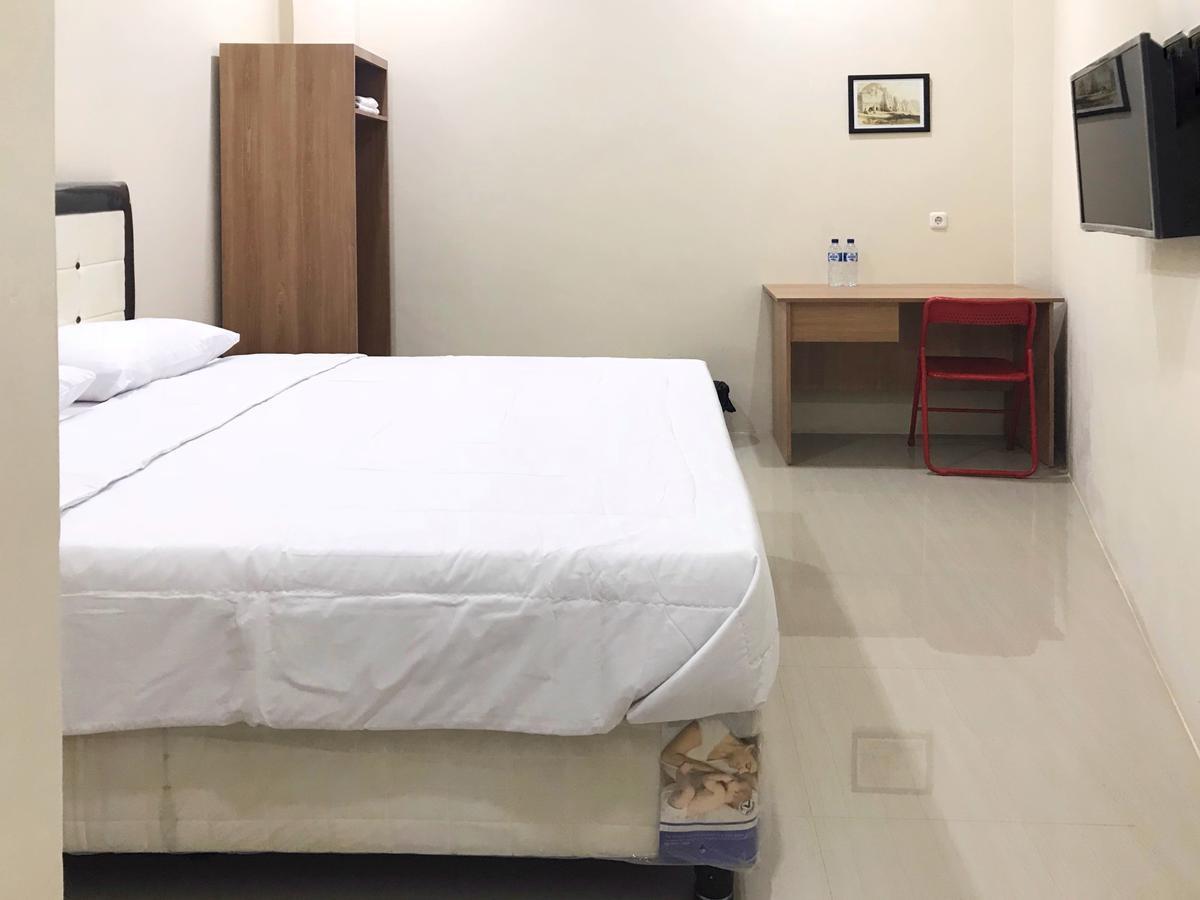 The Galton Hotel Baubau Bagian luar foto