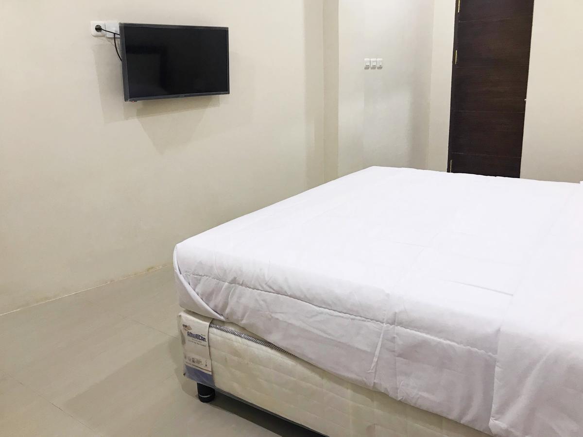 The Galton Hotel Baubau Bagian luar foto